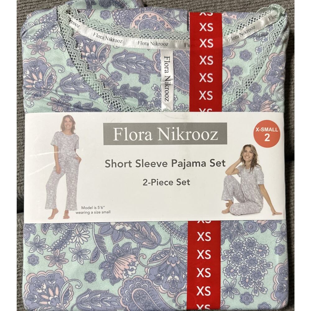 Flora Nikrooz Short Sleeve Pajama Set Size XS Blue Floral Paisley Soft Comfy